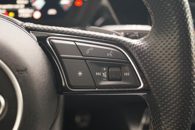 Audi A3 SPORTBACK 30 TFSI Automaat S-Line Edition -NAVI-ECC-PDC-