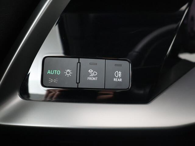 Audi A3 SPORTBACK 35 TFSI Business edition | 150 PK | Automaat | Multifunctioneel stuurwiel | Adaptive Cruisecontrol | Parkeersensoren |