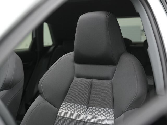 Audi A3 SPORTBACK 45 TFSI e 245 pk S-tronic Advanced edition / S-Line | Panoramadak | Achteruitrijcamera | Stoelverwarming | Navigatie