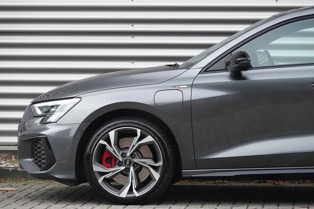 Audi A3 SPORTBACK 45 TFSI e S edition Competition S-Line | Pano | ACC | Camera | Carplay |