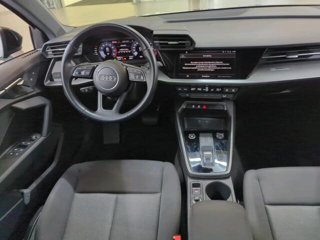 Audi A3 SPORTBACK 30 TFSI Pro Line / AUTOMAAT/ SMARTPHONE INTERFACE/ PARK. SENSOREN/ CLIMA/ VIRTUAL COCKPIT/ 16" LMV