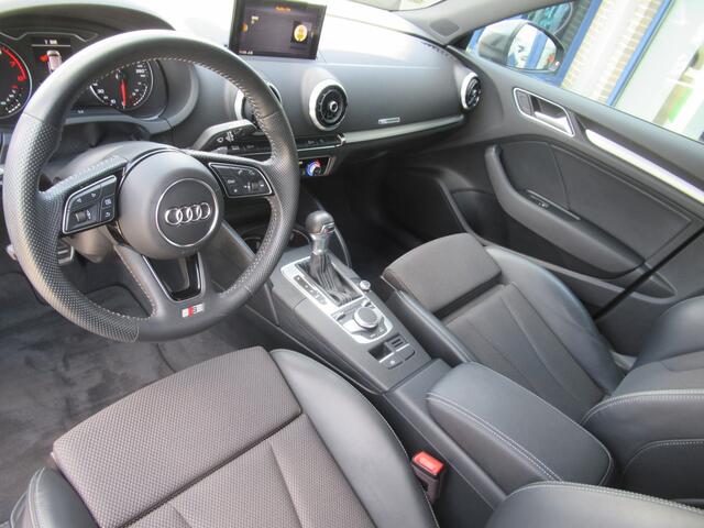 Audi A3 SPORTBACK 30 TFSI Sport S-Line Edition, Automaat / LED / Sportstoelen / Parkeersensoren / 18' Sportvelgen