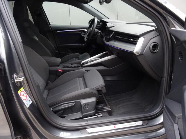 Audi A3 SPORTBACK 35 TFSI edition one * S-LINE * CARPLAY * SPORTSTOELEN !!