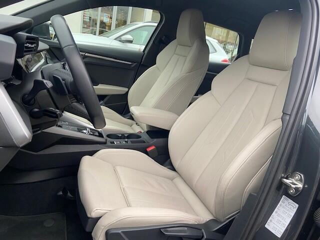 Audi A3 SPORTBACK 40 TFSI e Advanced edition / Navi / Leder / Camera / Carplay / stoelverwarming