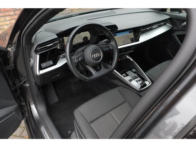 Audi A3 SPORTBACK 40 TFSI e S-LINE Achteruitrijcamera, Navigatie, Carpla