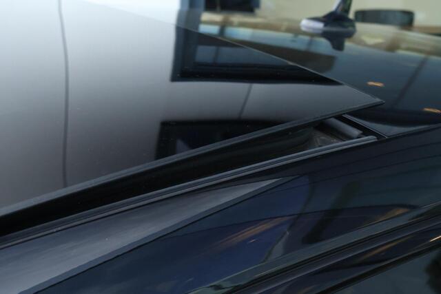 Audi A3 SPORTBACK 2.0 TFSI S3 quattro / Panorama / Matrix / B&O