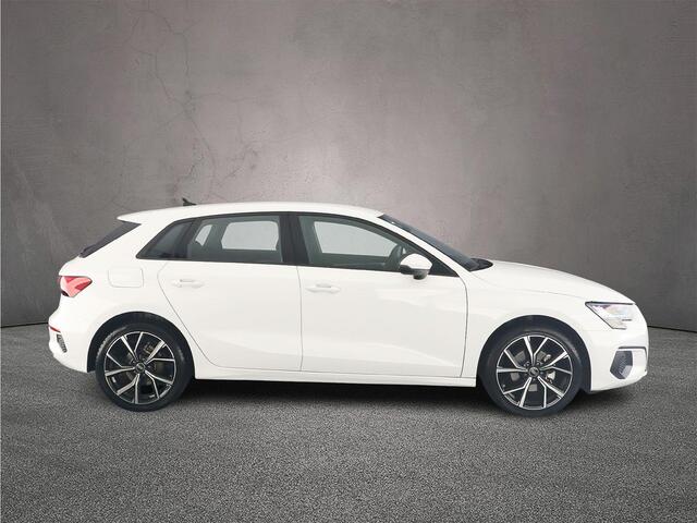 Audi A3 SPORTBACK 30 TFSI Pro Line s-tronic | 18 inch | LED | Cruise Control | Apple Carplay | Optiekzwart | Parkeersensoren |