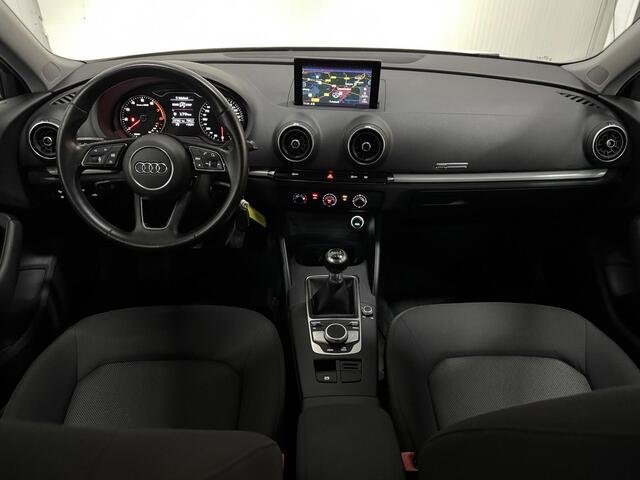 Audi A3 SPORTBACK 30 TFSI Pro Line METALLIC-LAK LED NAVI PDC LMV 1STE.EIGEN.