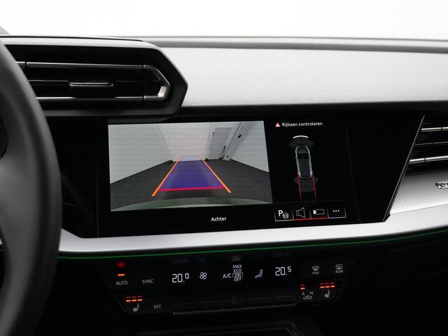 Audi A3 SPORTBACK 45 TFSI e 272 pk S-tronic S-Line | Elektr. verstelbare bestuurdersstoel | Achteruitrijcamera | Stoelverwarming | Adaptive Cruise