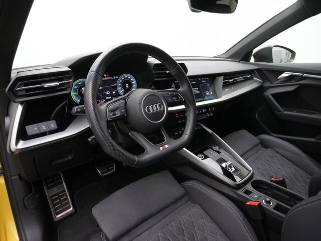 Audi A3 SPORTBACK 45 TFSI e 245 pk S-tronic S-Line | Matrix LED | Leder/alcantara | Bang & Olufsen | Elektr. verstelbare stoelen