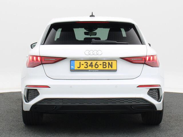 Audi A3 SPORTBACK 35 TFSi S-Line 150 Pk Automaat | Virtual Cockpit | Adaptive Cruise | LED | Zwarte Hemel | CarPlay | 19 Inch | 93.140 Km!