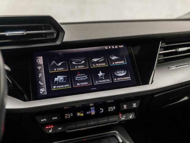 Audi A3 SPORTBACK 40 TFSI e Sport 204Pk Automaat (APPLE CARPLAY, CLIMATE, STOELVERWARMING, GETINT GLAS, SPORTSTOELEN, PARKEERSENSOREN, ZWART HEMEL, 18'' LM VELGEN, CRUISE, NIEUWSTAAT)