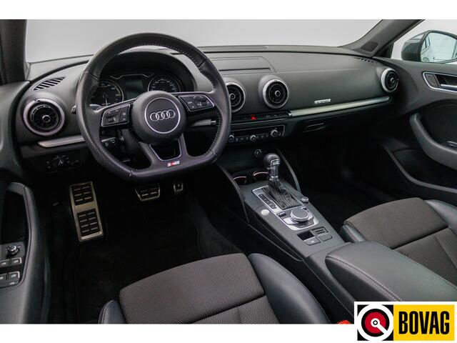 Audi A3 SPORTBACK 40 e-tron 204 PK 2x S-Line | Panoramadak | Adaptive Cruise | Led |Stoelverwarming PDC V+A, Privacy glas, 18 inch