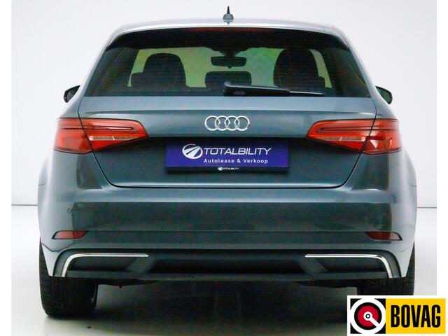 Audi A3 SPORTBACK 40 e-tron 204 PK 2x S-Line | Panoramadak | Adaptive Cruise | Led |Stoelverwarming PDC V+A, Privacy glas, 18 inch