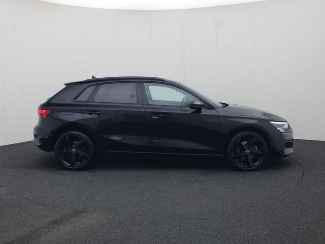Audi A3 SPORTBACK 40 TFSIe 150kW/204PK Advanced edition · Apple/Android Car Play · Camera + Parkeersensoren · Navigatie · Stoelverwarming ·