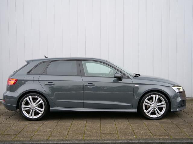 Audi A3 SPORTBACK 30 TFSI Sport S Line Edition 116 Pk Navigatie / 18 inch / S-line / PDC