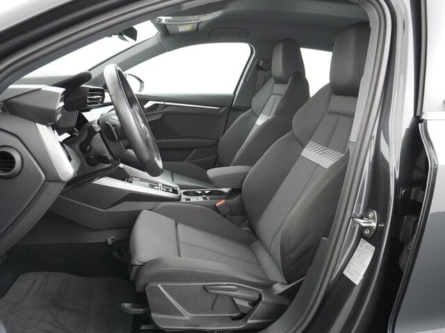 Audi A3 SPORTBACK 35 TFSI Advanced edition 1.5 TFSi | NL Auto | 17" LMV | Adaptive Cruise | Navigatie