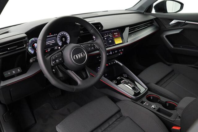 Audi A3 SPORTBACK 40 TFSI e 204 pk Advanced edition | Assis.pak driving+parking plus | Optiekpakket zwart plus | Warmtewerend glas donker tint |