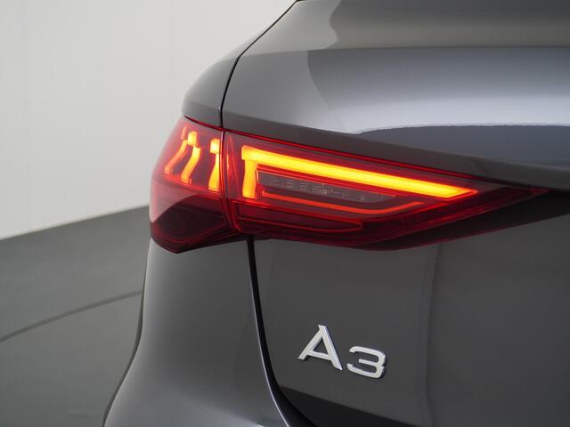 Audi A3 SPORTBACK 40 TFSI e Edition | PLUG-IN Hybride 204 PK | Stoelverwarming | Drive Select | Navi | Apple CarPlay | Adaptive Cruise | Rijklaar geleverd met 12 mnd BOVAG garantie