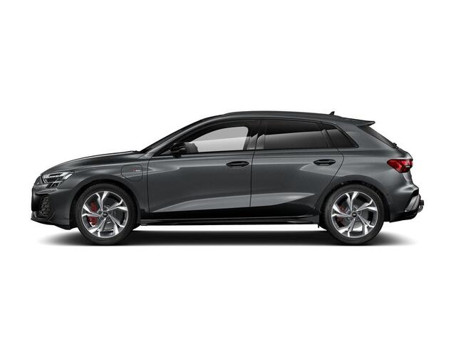 Audi A3 SPORTBACK 45 TFSI e S edition Competition | 272 PK | SoH 97% | Trekhaak | Head-up display | Adaptive cruise control | Sonos premium sound | S line | Navigatiesysteem |