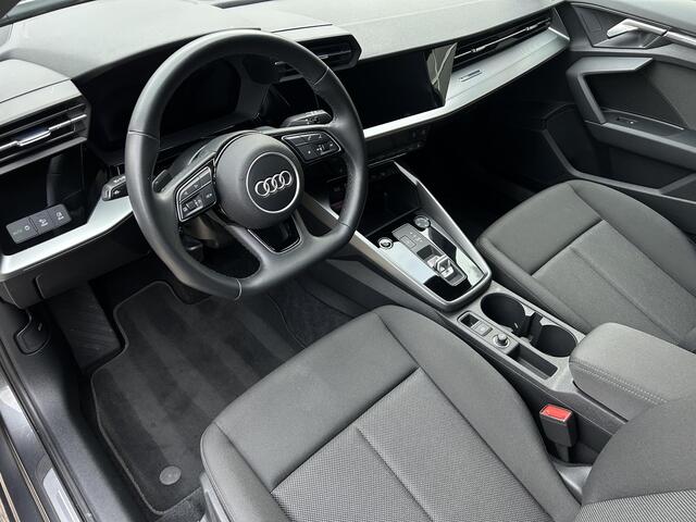 Audi A3 SPORTBACK 40 TFSI e Edition S Line /Apple & Android carplay/Achteruitrijcamera/Stoelverwarming/Sportstuur/Cruise & Clima/Isofix (MET GARANTIE*)