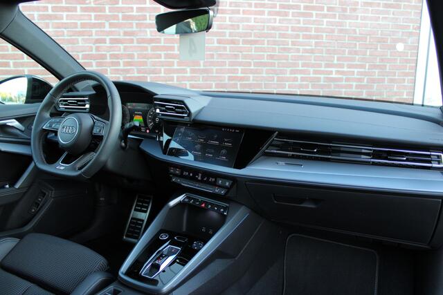 Audi A3 SPORTBACK 45 TFSI e S edition Competition 272PK |19-INCH|ELEKTR-STOELEN|VIRTUAL-PEDAL|LED|