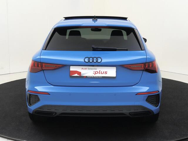 Audi A3 SPORTBACK 45 TFSI e S edition Competition | SoH 97% | Panoramadak | Achteruitrijcamera | LED matrix verlichting | Audi virtual cockpit | Keyless | Navigatie Plus | Cruise Control | Stoelverwarming |