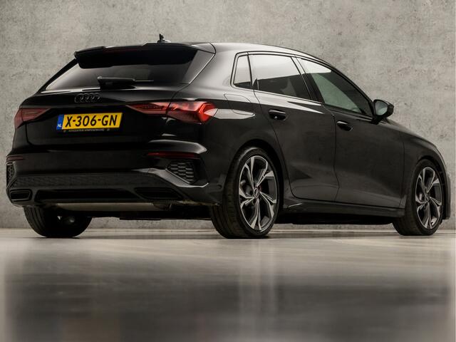 Audi A3 SPORTBACK 45 TFSI e S-Line Competition 245Pk Automaat (APPLE CARPLAY, GROOT NAVI, HEAD-UP DISPLAY, ELEK SPORTSTOELEN, STOELVERWARMING, ADAPTIVE CRUISE, LED, GETINT GLAS, NIEUWSTAAT)