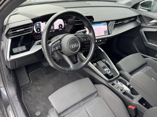 Audi A3 SPORTBACK 40 TFSI e 204pk DSG Business edition Virtual Cockpit Climate Control LED Sportstoelen