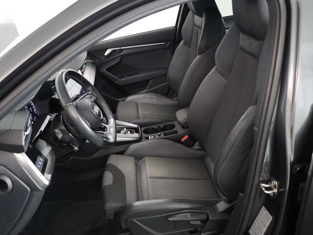 Audi A3 SPORTBACK 45 TFSI e S edition 245 pk | SOH 94% | S-tronic | Navigatie | Parkeersensoren (Park assist) | Adaptieve cruise control | Matrix LED koplampen | S-Line |