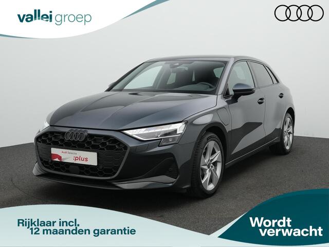 Audi A3 SPORTBACK 40 TFSI e 204 pk S-tronic Advanced edition | Stoelverwarming | Navigatie | Parkeersensoren voor/achter