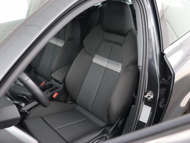 Audi A3 SPORTBACK 40 TFSIe Advanced edition | Sportstoelen | Carplay | Virtual Cockpit | Navigatie | Full LED | Parkeerhulp | Climate control | Cruise control | PHEV | Plug In