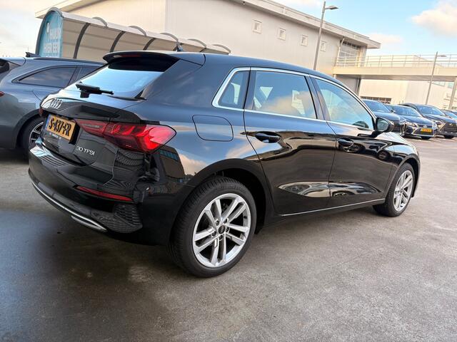 Audi A3 SPORTBACK 30 TFSI 110pk Advanced Edition / Achteruitrijcamera