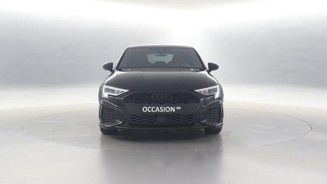 Audi A3 SPORTBACK 35 TFSI 150pk S-Line Edition S-Tronic / Navigatie / Adaptive Cruise Control / Parkeersensoren