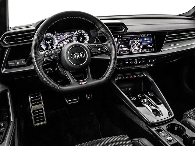 Audi A3 SPORTBACK 40 TFSIe 204pk S-tronic S edition · Camera · Apple/Android Car Play · Stoelverwarming · Parkeer Assistent · P-Sensoren · 17'' Inch · Garantie t/m 08-07-2029 of 100.000km