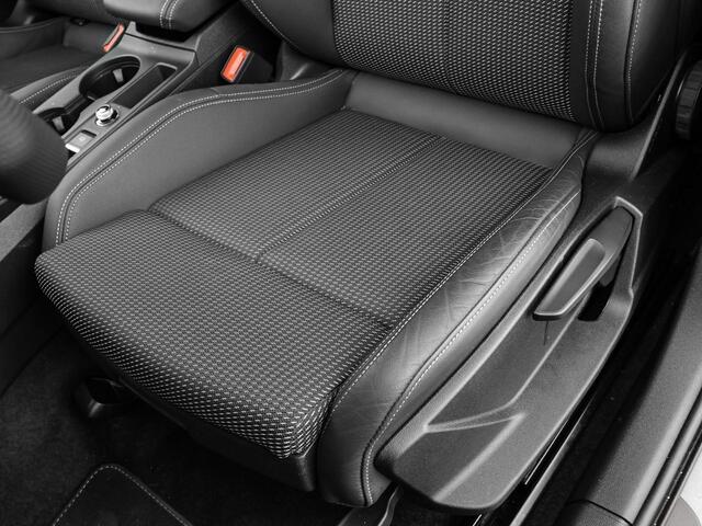 Audi A3 SPORTBACK 40 TFSIe S-tronic 204pk S Edition · Camera · Parkeerassistent · Zwart Optiek Pakket Plus · ACC · Stoelverwarming · Apple/Android Car Play · Garantie t/m 23-06-2029 of 100.000km