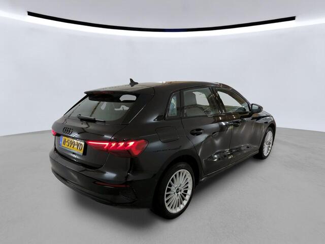 Audi A3 SPORTBACK 30 TFSI 110pk S-Tronic Advanced edition / LED koplampen / Zwart Optiek / Navigatie / Pakeersensoren Voor & Achter / 17" LMV