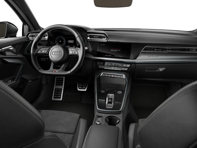Audi A3 SPORTBACK 45 TFSI e S edition Competition 272 PK · Glazen panoramadak · Sonos premium 3D · Bekleding leder/alcantara · Comfortsleutel