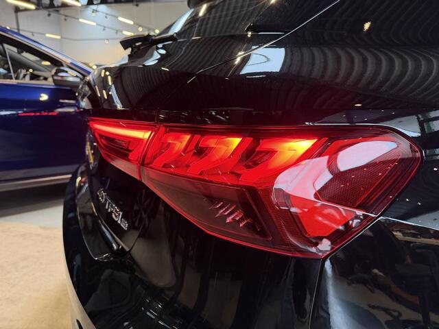 Audi A3 SPORTBACK 40 TFSI e Business edition AUTOMAAT | APPLE / ANDROID CARPLAY | NAVIGATIE | LED MATRIX KOPLAMPE/ACHTERLICHTEN | PAREKEER SENSOREN | STOELVERWARMING |
