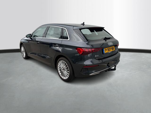 Audi A3 SPORTBACK 30 TFSI Advanced edition / Trekhaak / Parkeerhulp Achter