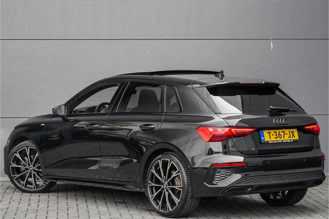 Audi A3 SPORTBACK 35 TFSI S Edition Pano Zwart Optiek Leder 19"