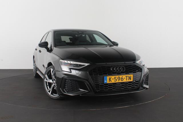 Audi A3 SPORTBACK 35 TFSI S line edition > Full S line/Matrix-LED/Black-Optiek/19inch/Mythoszwart metallic