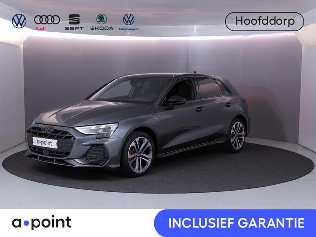 Audi A3 SPORTBACK 45 TFSI e S edition Competition 272 pk S-tronic | Verlengde garantie | Navigatie | Parkeersensoren (Park assist) | Achteruitrijcamera | Stoelverwarming | S-Line |