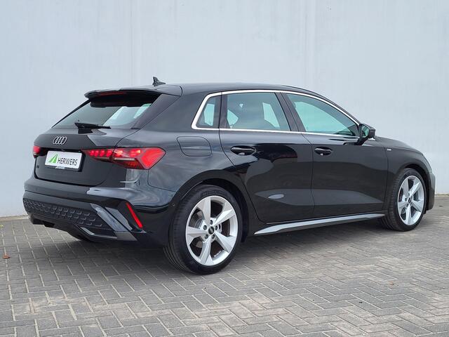 Audi A3 SPORTBACK 35 TFSI S line Automaat / Panoramadak / SONOS premium audio / Apple Carplay / Android Auto / S-line interieur & extrieur / Camera / DAB / Stoelverwarming / Adap Cruise / Matrix LED /