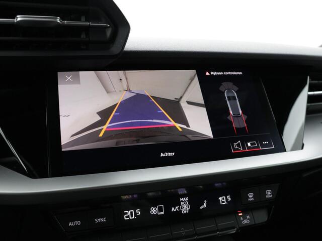 Audi A3 SPORTBACK 40 TFSIe 204pk S-Tronic Business Edition · Camera · Apple/Android Car Play · ACC · Clima · Navigatie · Sportstoelen ·
