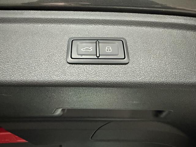 Audi A3 SPORTBACK 35 TFSI S-Line Panodak Navi Dig.Cockpit El.Klep Trekhaak