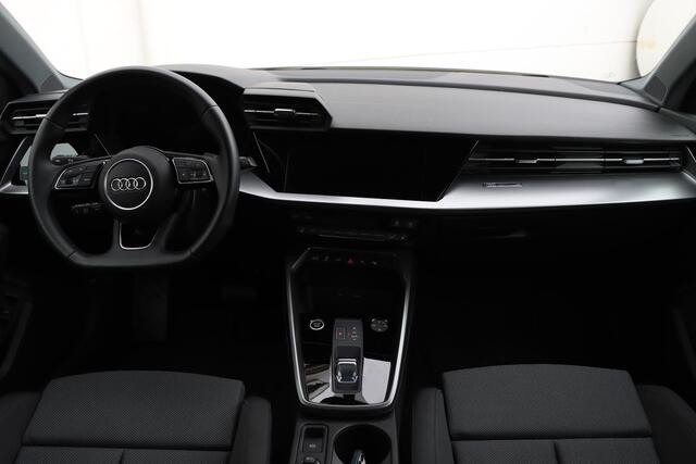 Audi A3 SPORTBACK 40 TFSI e S Edition 204pk S-Tronic l Zwart Optiek Plus | Afneembare trekhaak