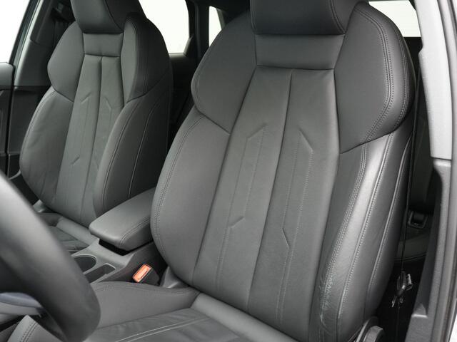 Audi A3 SPORTBACK 40 TFSI e 204 pk S-tronic Advanced | Trekhaak | Leder | Achteruitrijcamera | Stoelverwarming | Navigatie