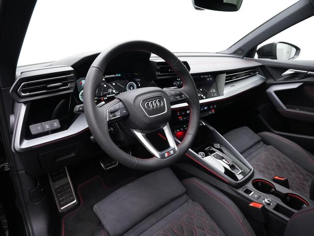 Audi A3 SPORTBACK 45 TFSI e 245 pk S-tronic S edition Competition / S-Line | Panoramadak | Leder/alcantara | Sonos | Geheugenstoel | Matrix LED | Head-up display
