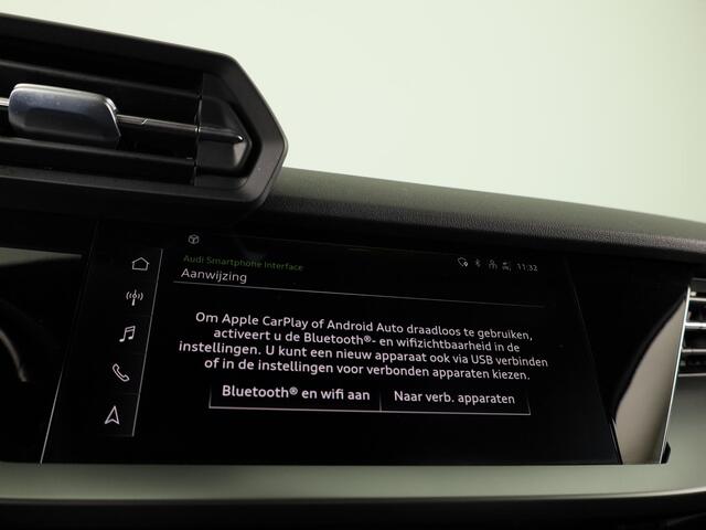 Audi A3 SPORTBACK 30 TFSI Pro Line 110PK | Navigatie via app | Parkeersensoren | 16 inch Lichtmetalen velgen | Cruise controle